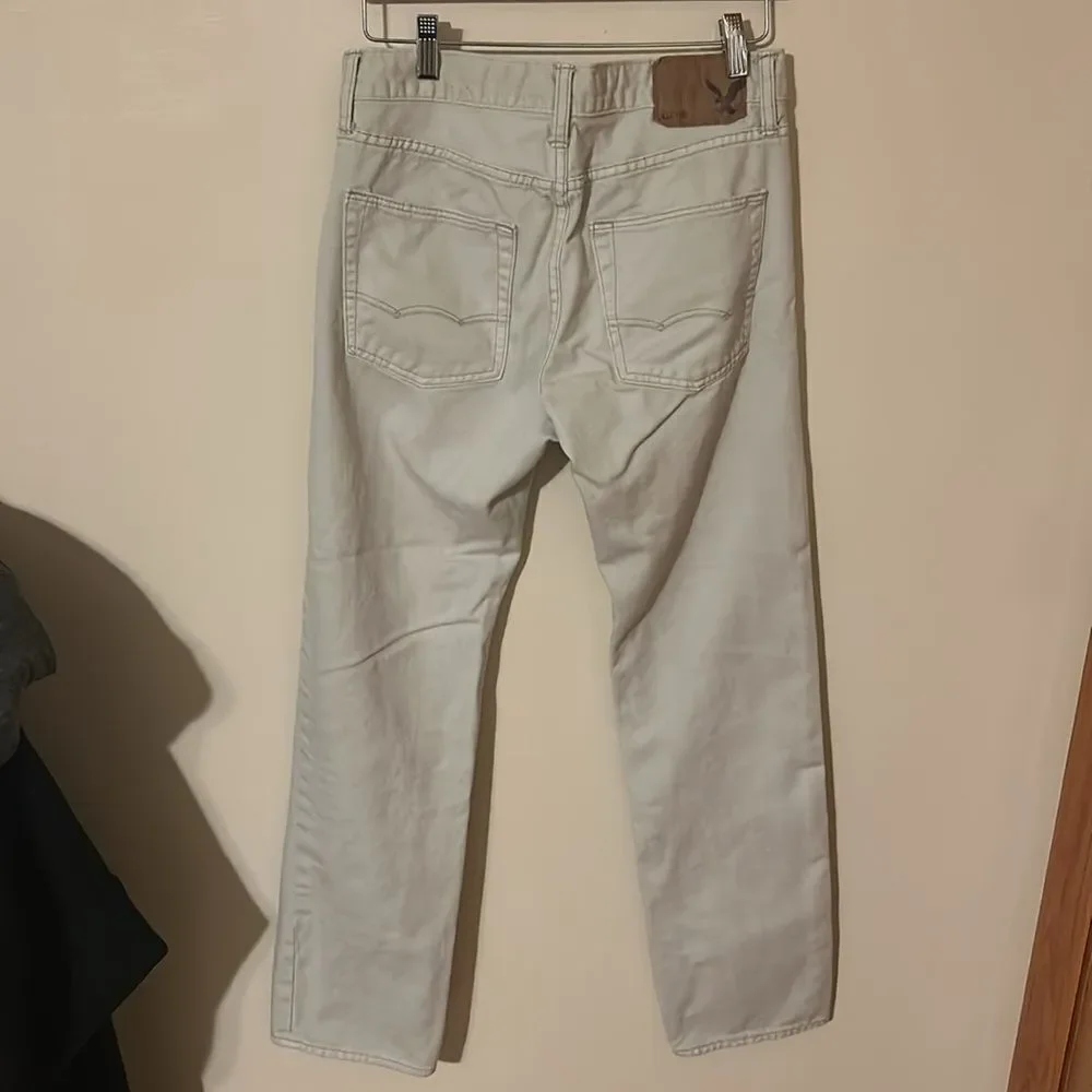 American Eagle slim straight Bone Jeans Size 29